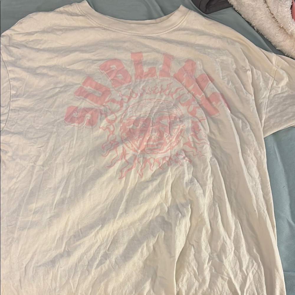 American Eagle Outfitters Cream Tee with Pink Graphic